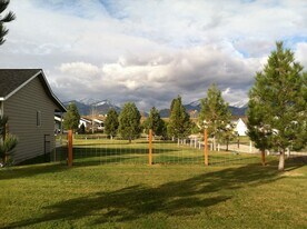 4085 Illinois Bench Rd in Stevensville, MT - Building Photo