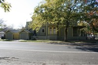 102-104 W Flora St in Stockton, CA - Foto de edificio - Building Photo