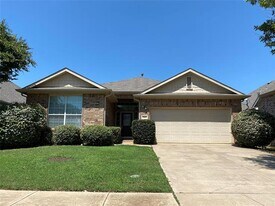 513 Jefferson Ln in Lake Dallas, TX - Building Photo
