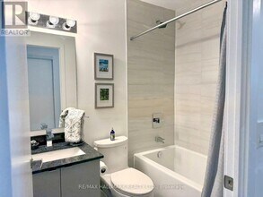 630 Greenwood Ave in Toronto, ON - Building Photo - Building Photo