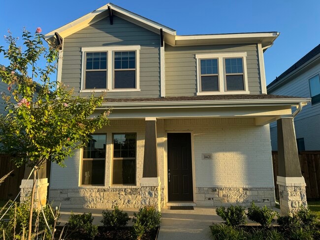 property at 14421 Walsh Ave
