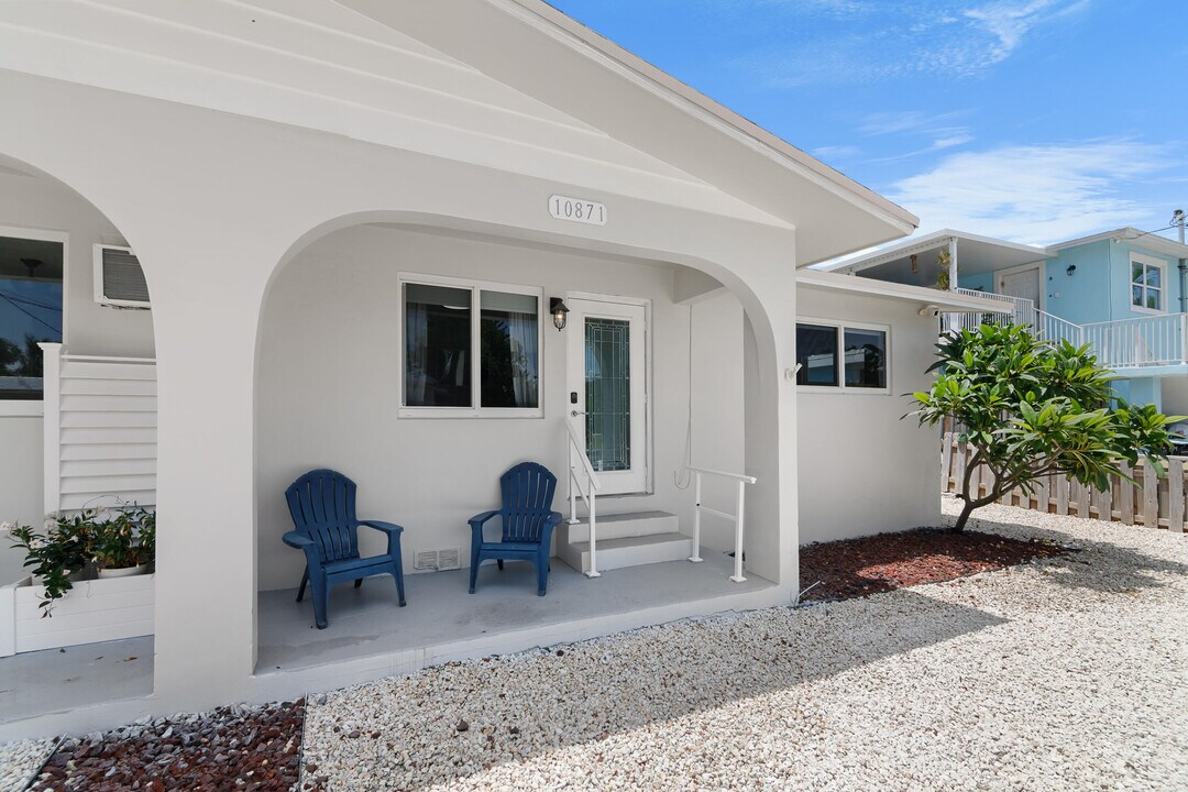 10871 7th Ave Gulf in Marathon, FL - Building Photo