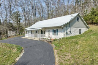 7506 Sleepy Hollow Rd in Fairview, TN - Building Photo - Building Photo