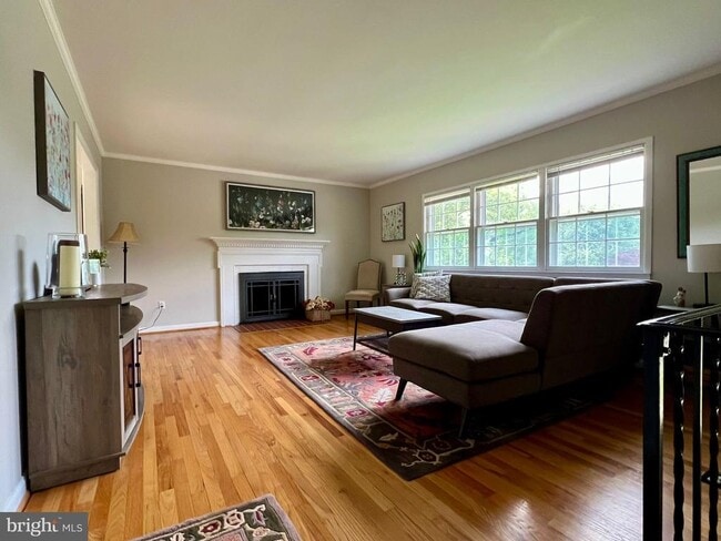 4213 Nutwood Way in Fairfax, VA - Building Photo - Building Photo