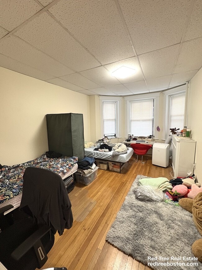 property at 409 Huntington Ave