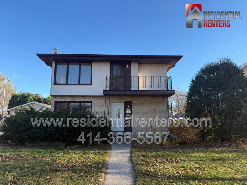 6580 N 73rd St in Milwaukee, WI - Building Photo