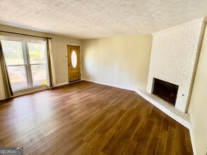 1945 Harts Mill Rd NE in Chamblee, GA - Building Photo - Building Photo
