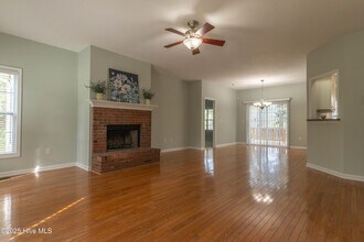 119 Shellbank Dr in Sneads Ferry, NC - Building Photo - Building Photo