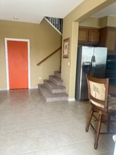 8418 Lourenco Ln in Corona, CA - Building Photo - Building Photo