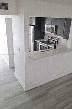 2831 Pierce St in Hollywood, FL - Building Photo - Building Photo