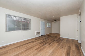 Borderman's Reef in Albuquerque, NM - Foto de edificio - Interior Photo