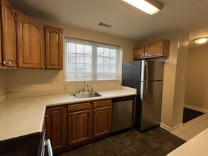 3726 Ferrara Dr in Silver Spring, MD - Building Photo - Building Photo