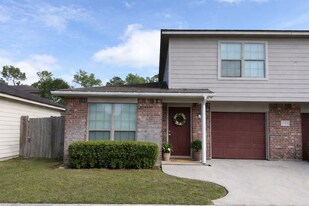 21479 W Wallis Dr in Porter, TX - Building Photo