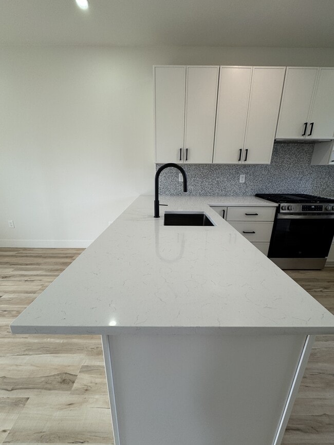 715 W 9th Ave in Denver, CO - Building Photo - Building Photo