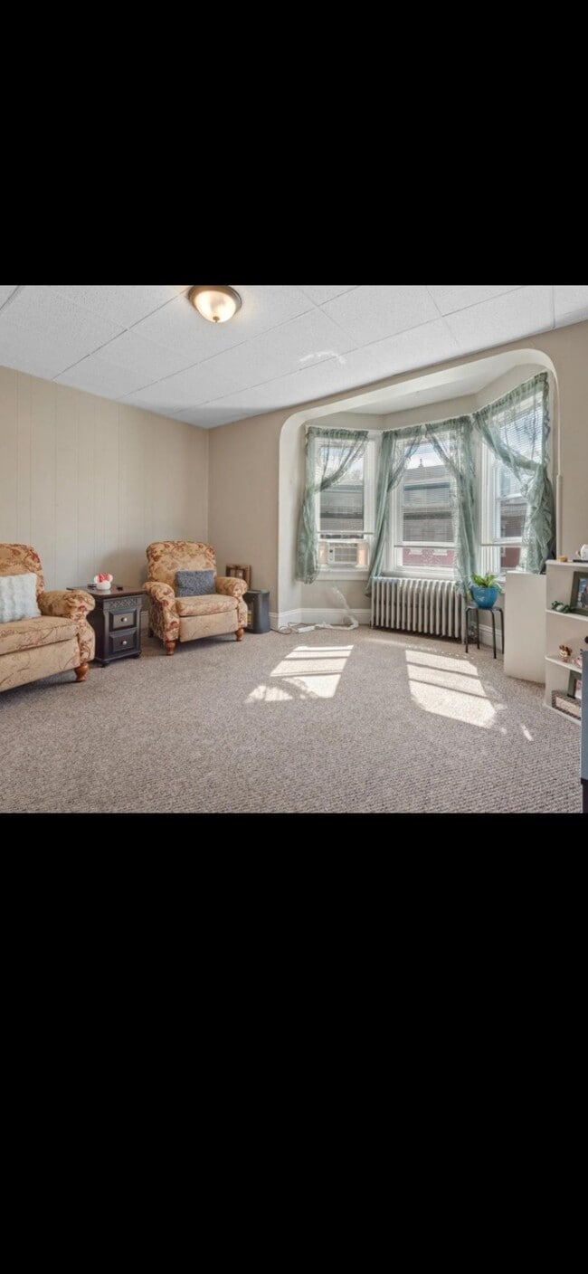 125 N 4th St, Unit 2