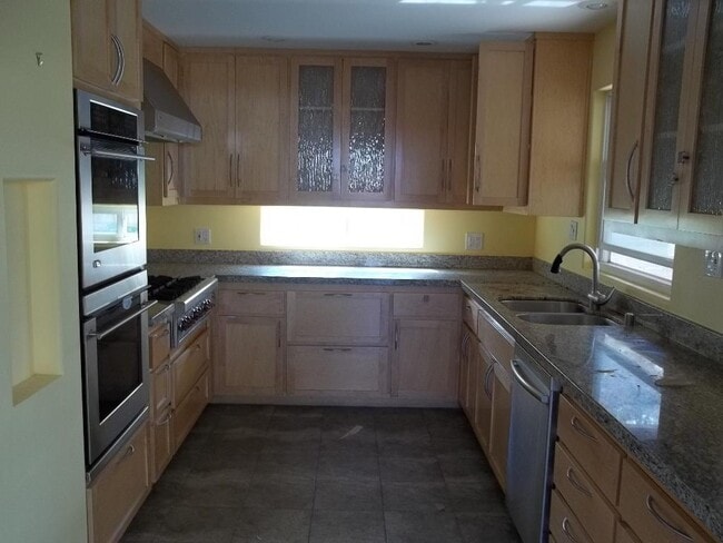 5252 Lenore Dr in San Diego, CA - Building Photo - Building Photo