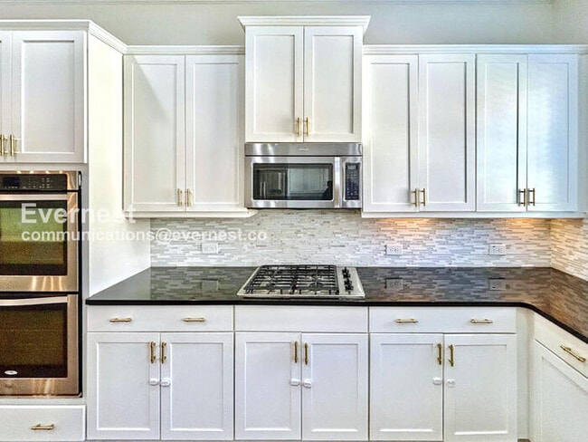 property at 951 Opelousas Way