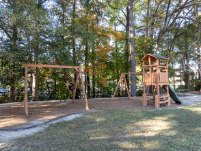 Waverly Manor in Norcross, GA - Building Photo - Building Photo