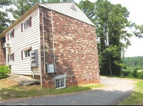550 Gresham Park Dr in Marietta, GA - Foto de edificio - Building Photo