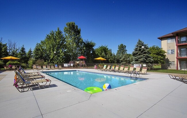 Stone Crest Apartments in Mt. Pleasant, MI - Foto de edificio - Building Photo
