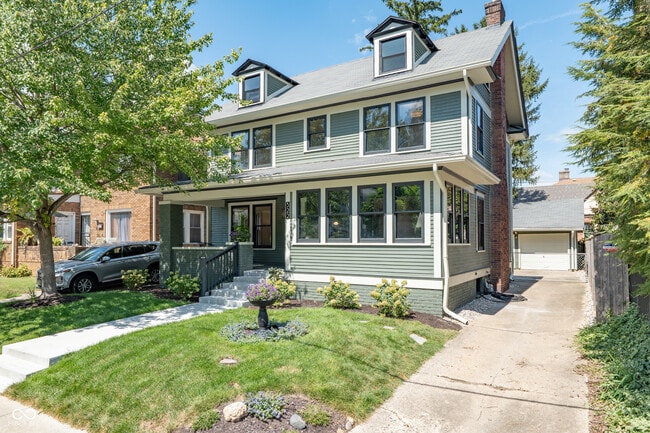 322 E 37th St in Indianapolis, IN - Building Photo - Building Photo