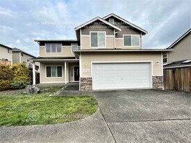 19721 76th Ave Ct E in Spanaway, WA - Building Photo