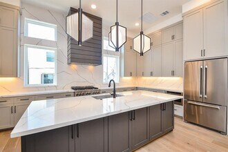 4709 Gibson St in Houston, TX - Building Photo - Building Photo