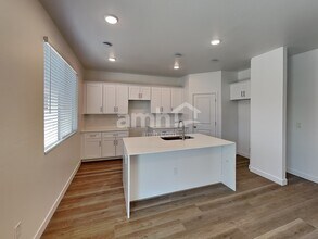 9732 W Parkway Dr in Tolleson, AZ - Building Photo - Building Photo