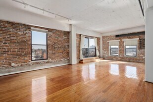 432 E Rich St in Columbus, OH - Building Photo