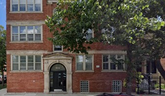 3445 W Schubert Ave, Unit 2657-2 in Chicago, IL - Building Photo