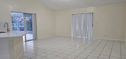 1488 Fairway Cir in Greenacres, FL - Building Photo - Building Photo
