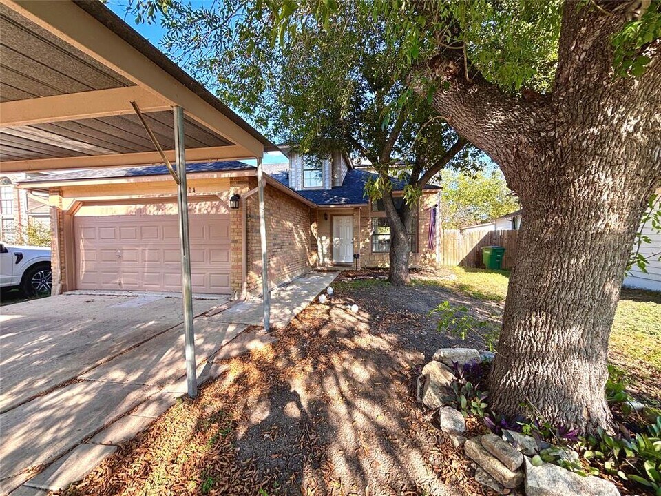 4204 Candle Sunrise Dr in San Antonio, TX - Building Photo