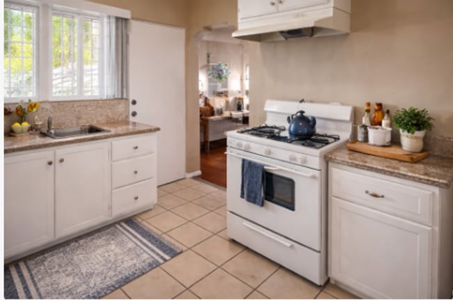 211 W 21st St in Long Beach, CA - Foto de edificio - Building Photo