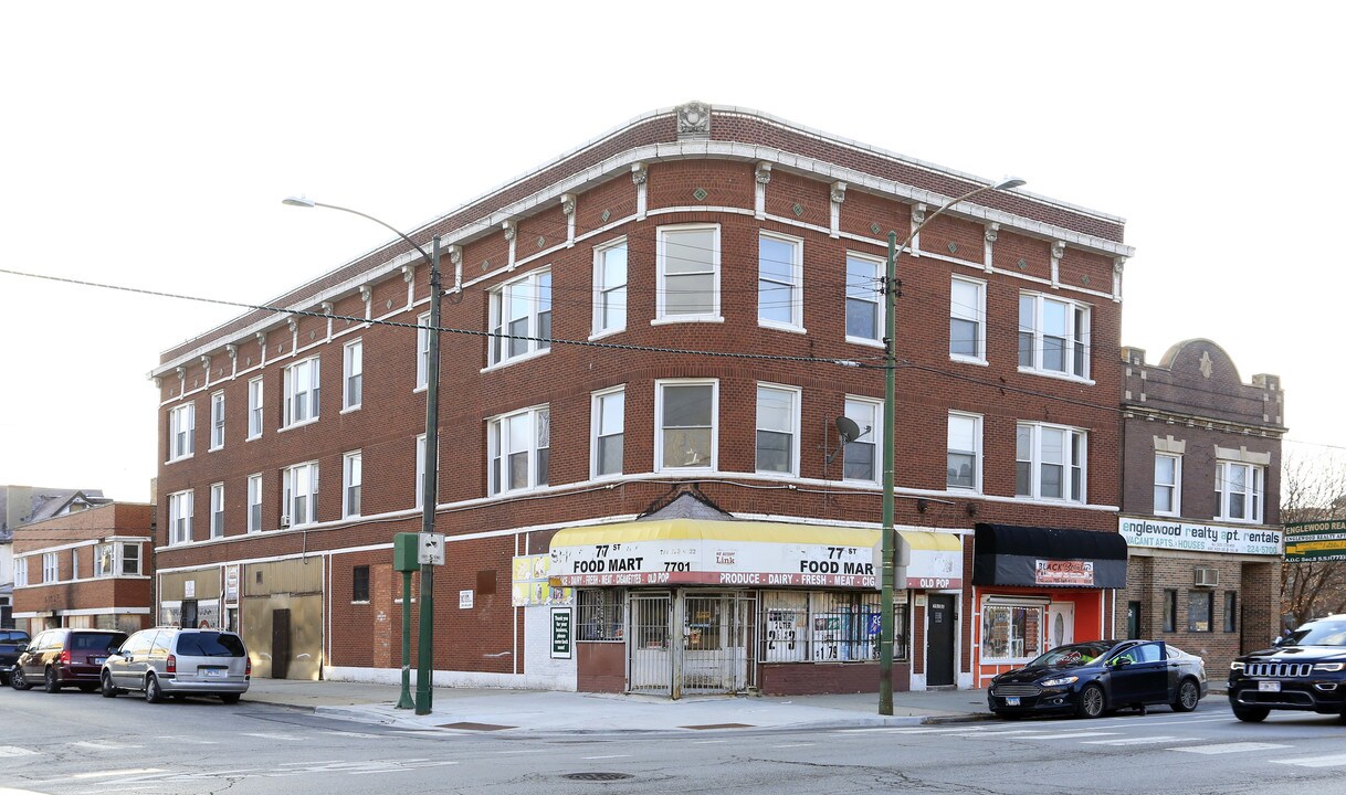 7701 S Halsted St in Chicago, IL - Building Photo