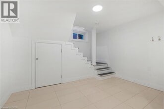 15 Arthur Ave N in Hamilton, ON - Building Photo - Building Photo