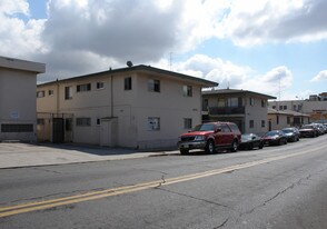 4051-4061 Euclid Avenue in San Diego, CA - Building Photo