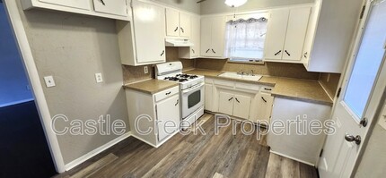 20 E 12th St in Edmond, OK - Building Photo - Building Photo