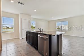 5439 Warrington Town Path in Wesley Chapel, FL - Building Photo - Building Photo