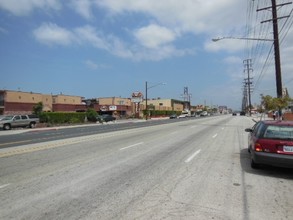 15630 Crenshaw Blvd in Gardena, CA - Building Photo - Building Photo