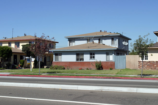 3807 Artesia Blvd in Torrance, CA - Building Photo - Building Photo