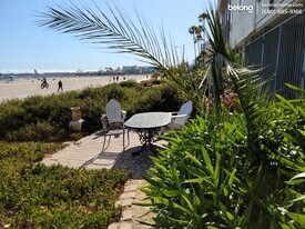 1250 E Ocean Blvd, Unit 205 in Long Beach, CA - Building Photo