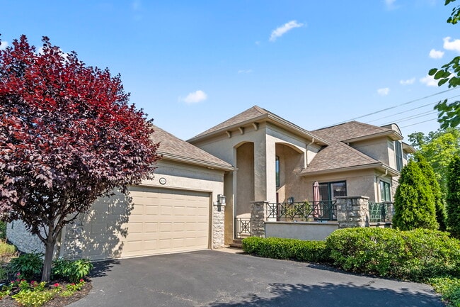 property at 4939 Stonehaven Dr