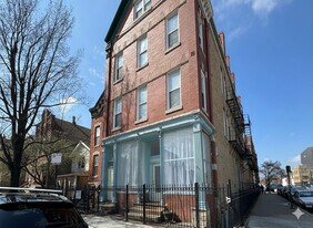 1362 N Bosworth Ave in Chicago, IL - Building Photo