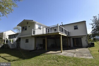 3931 Dominion Dr in Dumfries, VA - Building Photo - Building Photo