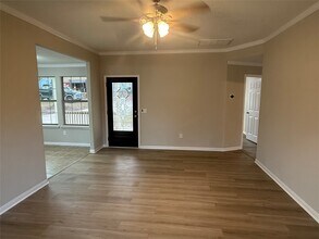 10464 Royal York Dr in Conroe, TX - Building Photo - Building Photo