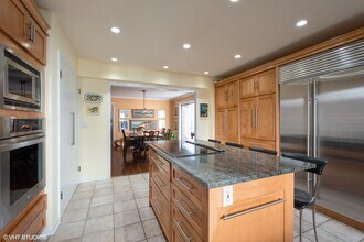 2510 Sheridan Rd in Evanston, IL - Building Photo - Building Photo