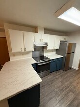 1223 Bainbridge Blvd in Fairbanks, AK - Building Photo - Building Photo