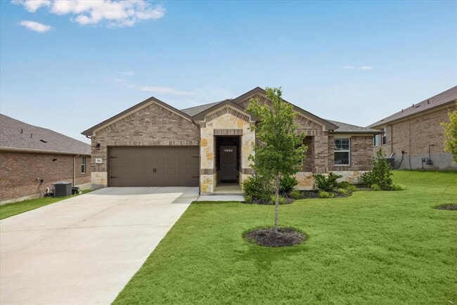 property at 552 Sue Peaks Lp