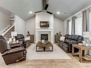 1391 Hickory Trl in Piedmont, OK - Building Photo - Building Photo