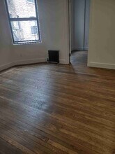 45 Tiemann Pl in New York, NY - Foto de edificio - Building Photo